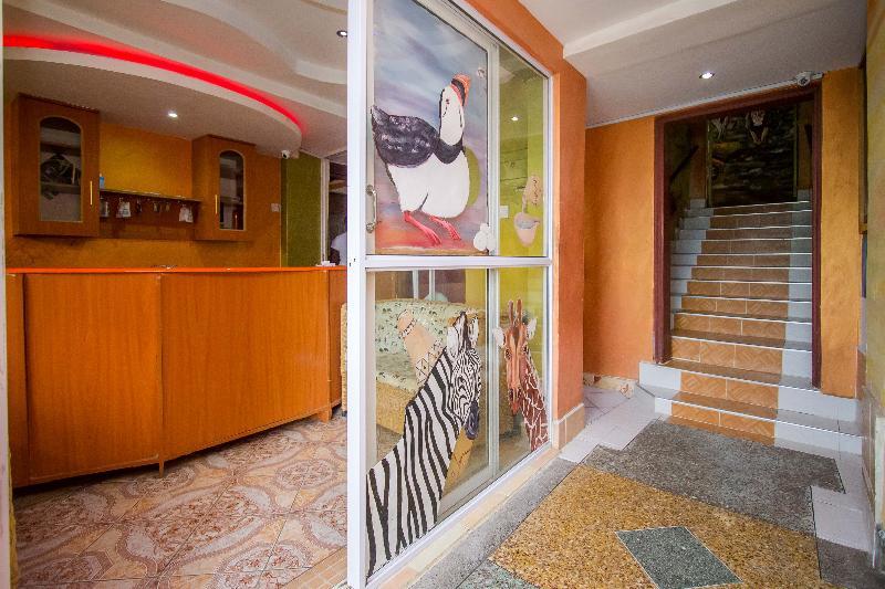 Three Ways Hotel ไนวาชา ภายนอก รูปภาพ